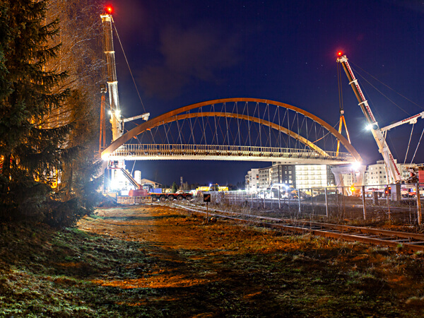 Siltakannen paikalleensiirto